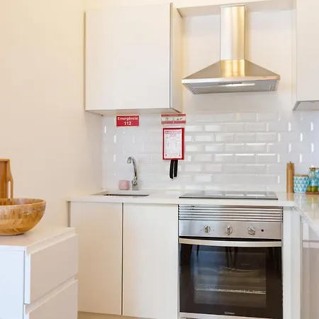 Guestready - Sunny Lisbon Apartment For 2 Διαμέρισμα