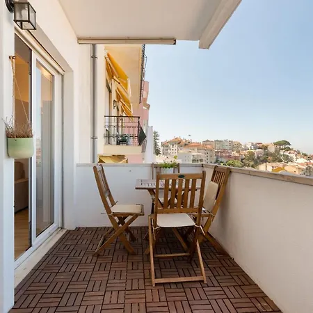 Guestready - Sunny Lisbon Apartment For 2 Διαμέρισμα *